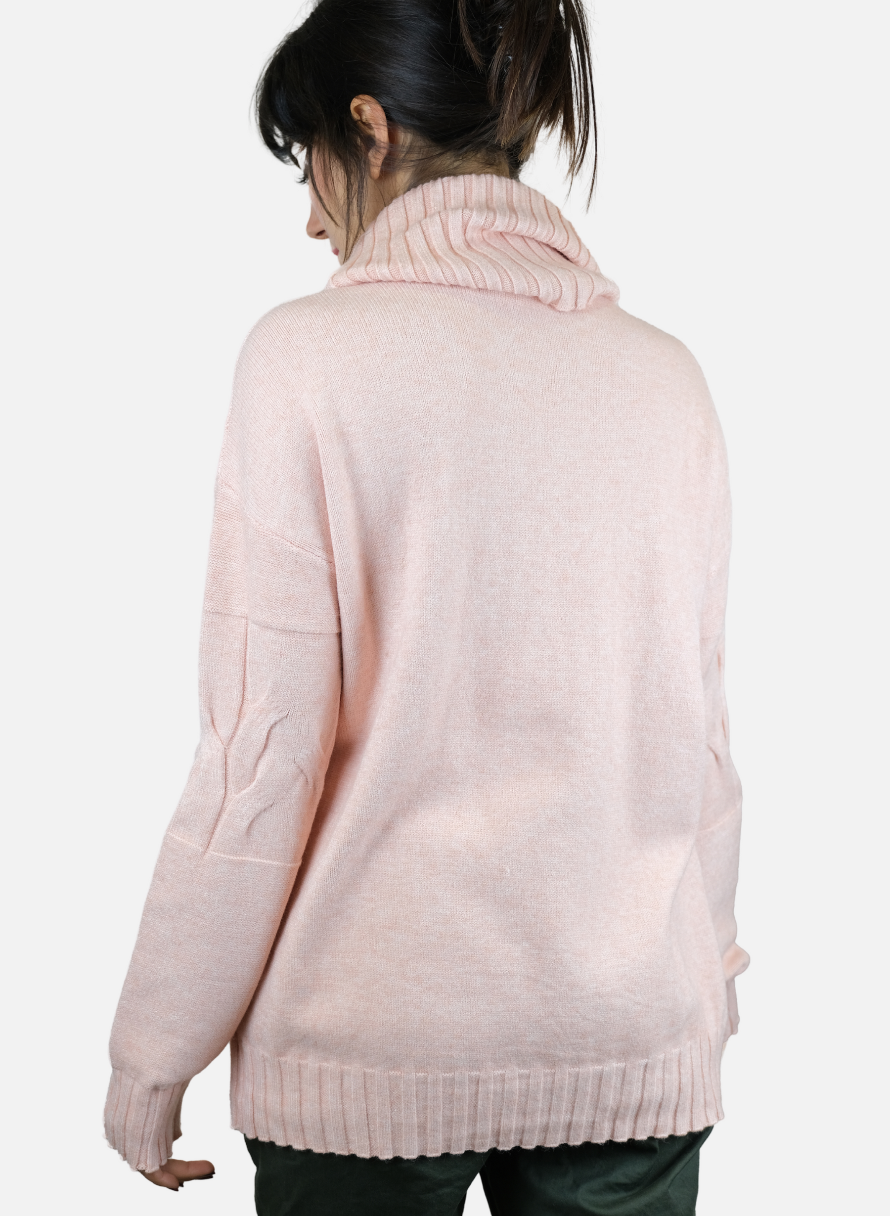 Maglione Da Donna A Collo Alto Con Decorazione Frontale