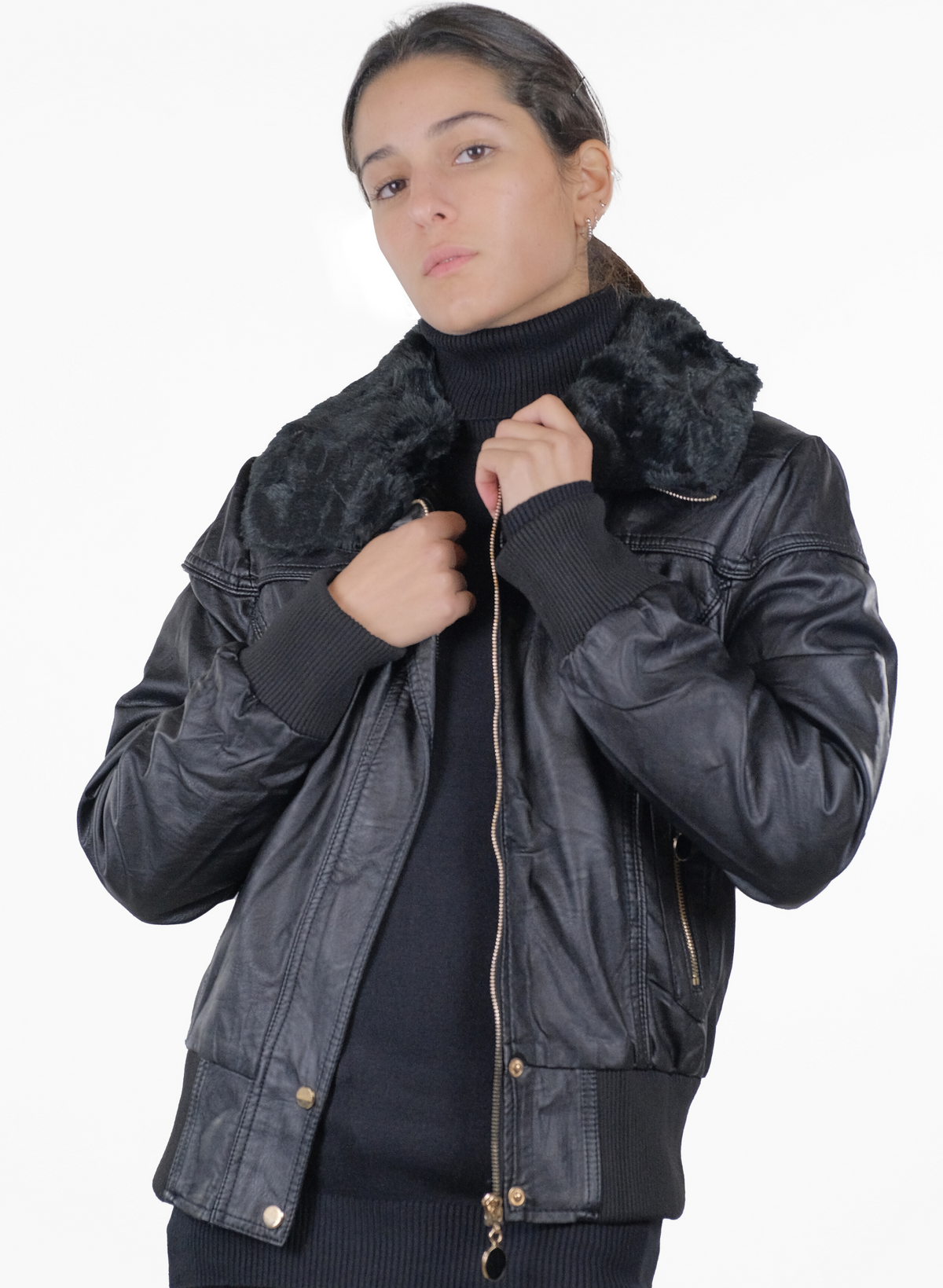 Short jacket with synthetic fur neck
