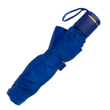 Ultra-legendás utazási esernyő ergonómikus hüvelyekkel és csuklópántokkal